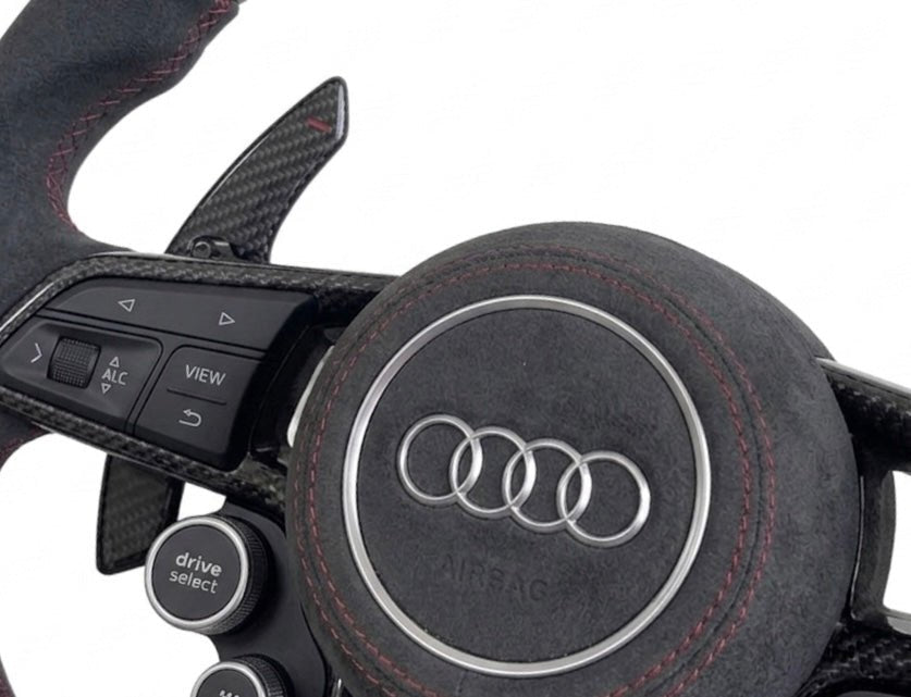 Audi – Carbon Fiber Steering Wheel Upgrade (2017–2025)